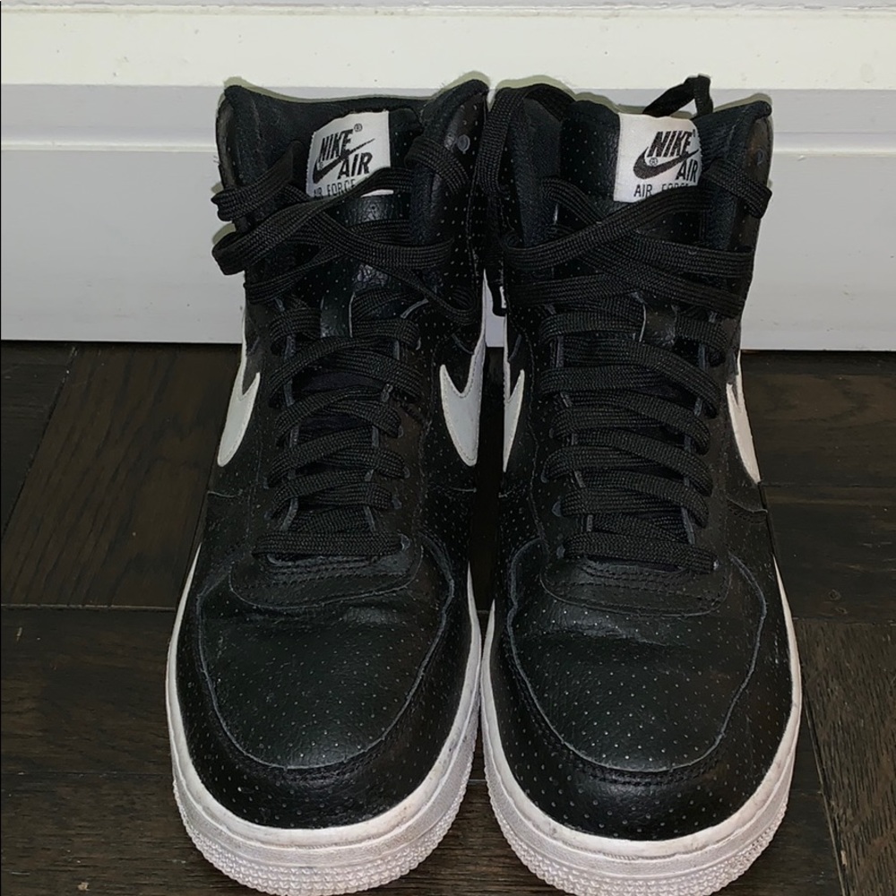 Black and White Air Force 1